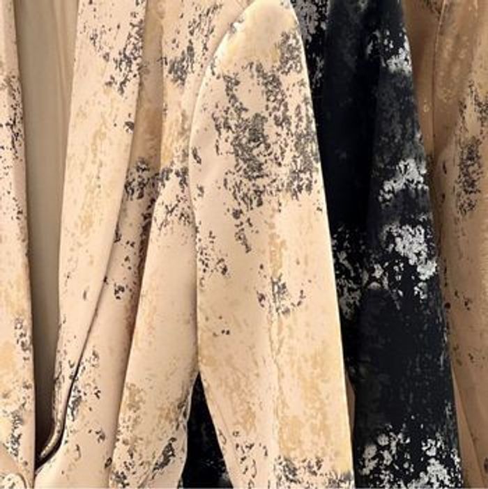 Ensemble veste pantalon Taille 36 neuf avec étiquette - photo numéro 2