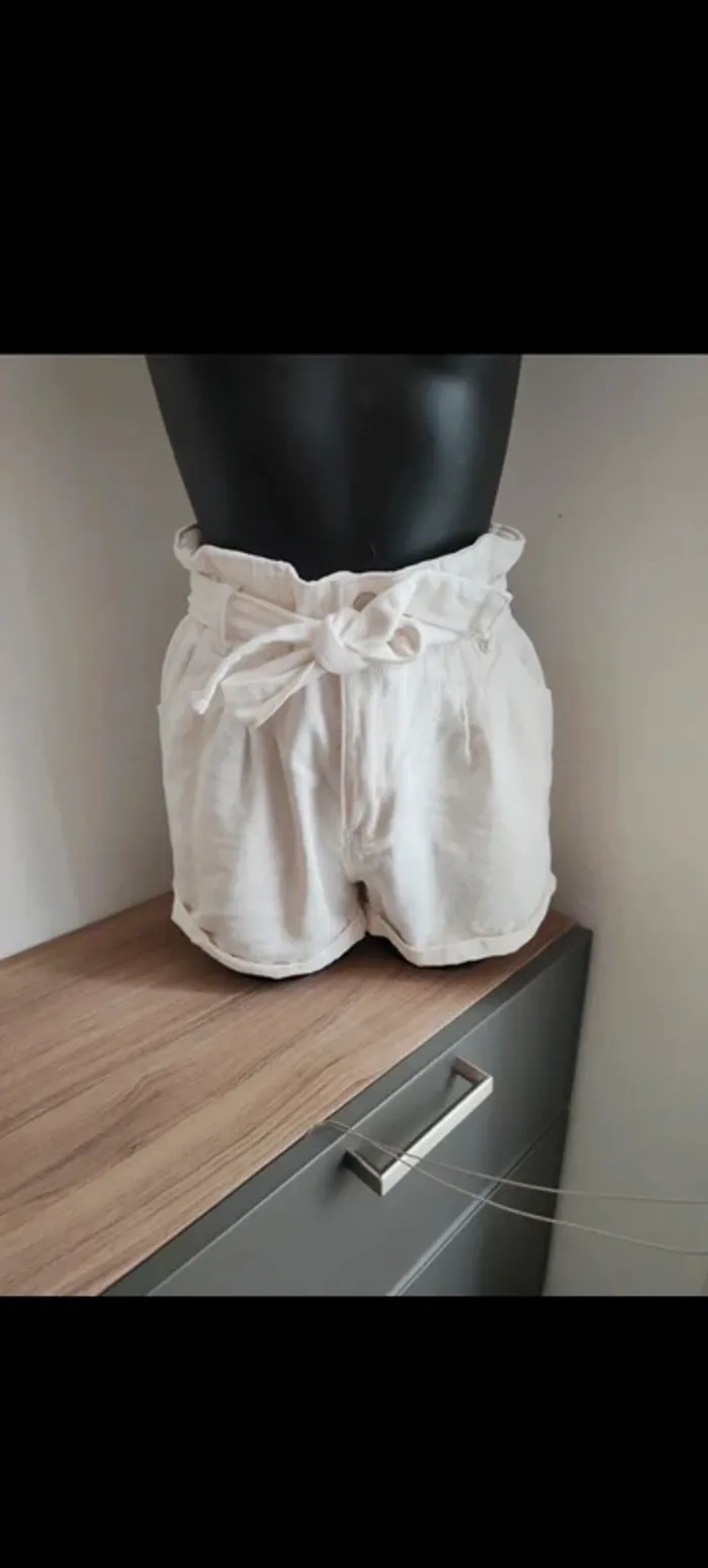 Short blanc Esther H paris taille l