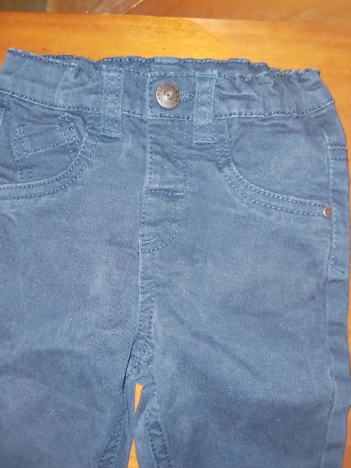 Jean marine 12 mois kiabi - photo numéro 2