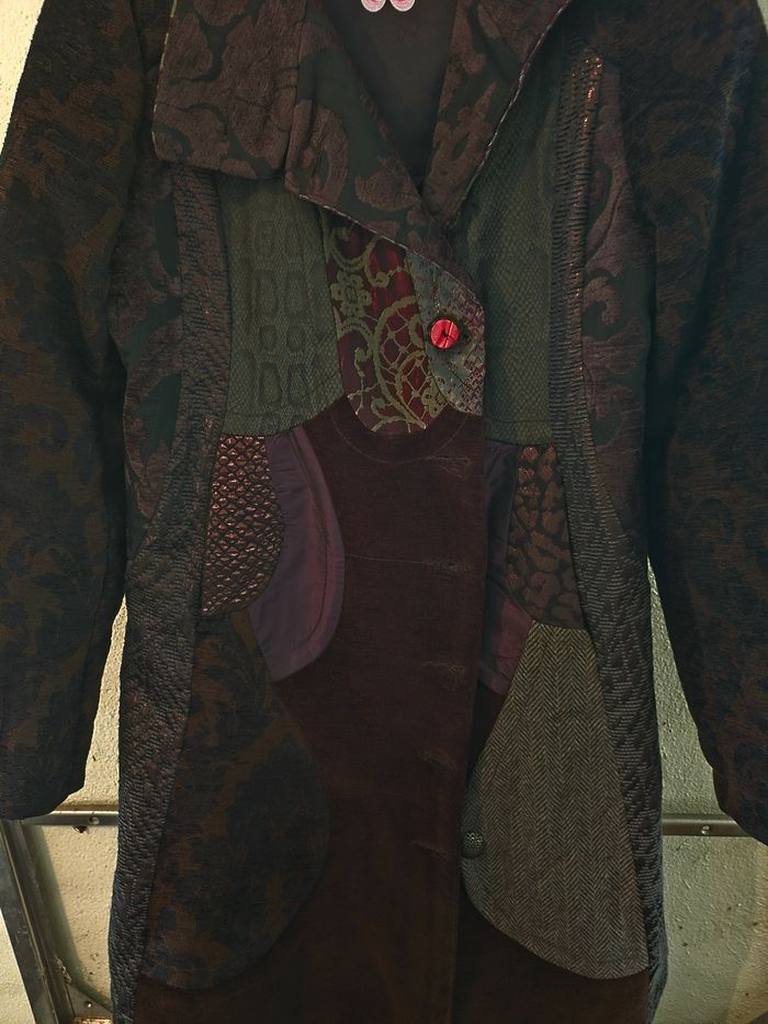A vendre manteau desigual - photo numéro 2