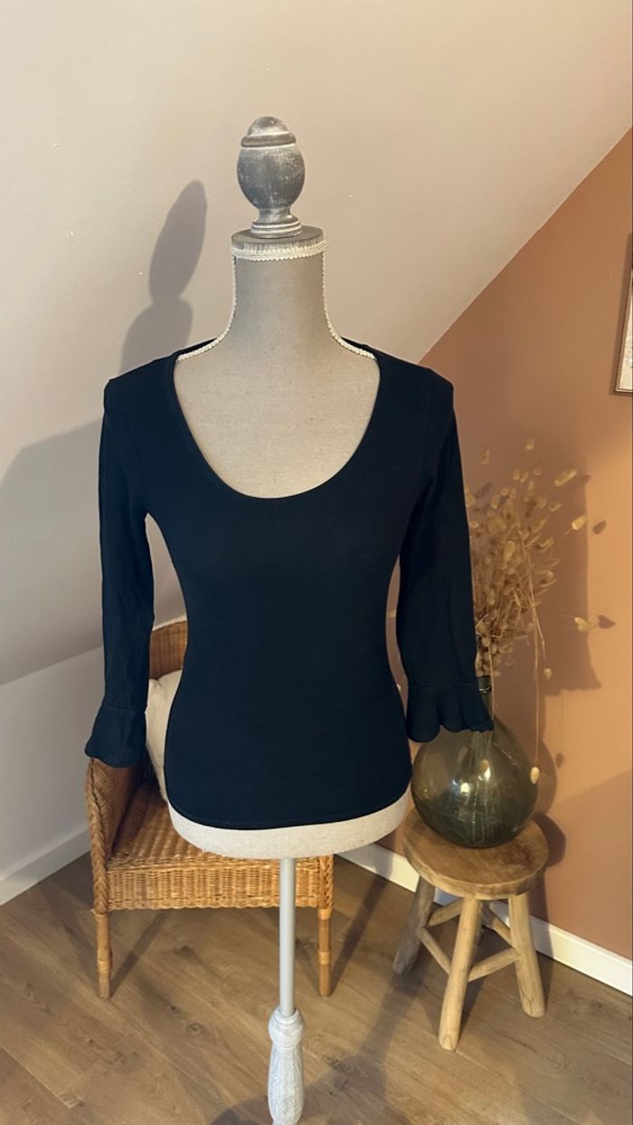 💜 Haut noir manche évasé Jennyfer taille Xs 💜 - photo numéro 3