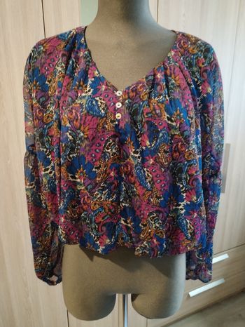 Blouse  ample prmanches 3 /4 taille 40