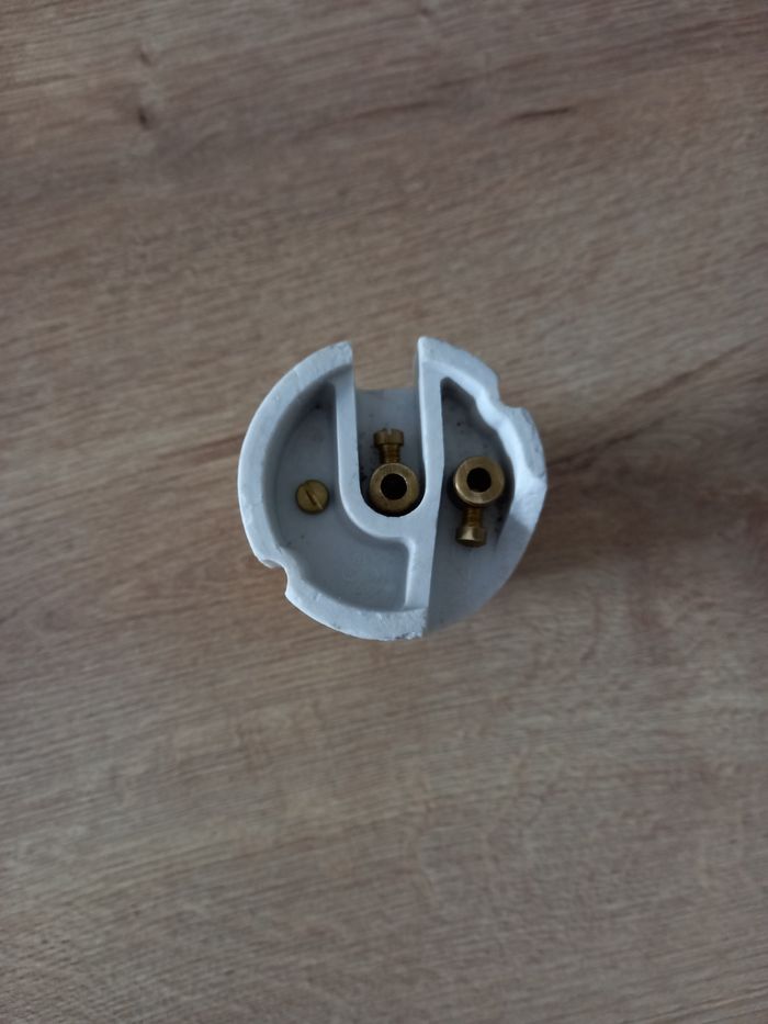 Douille B40 ancienne en laiton et céramique. - photo numéro 7