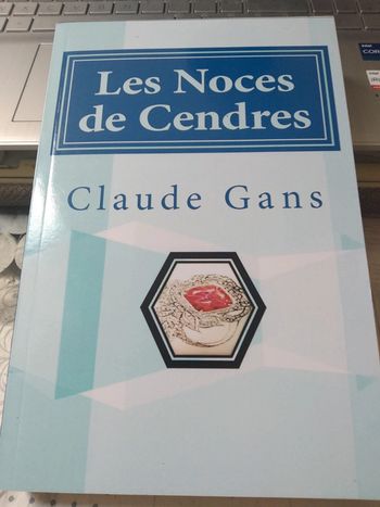 Les noces de cendres
