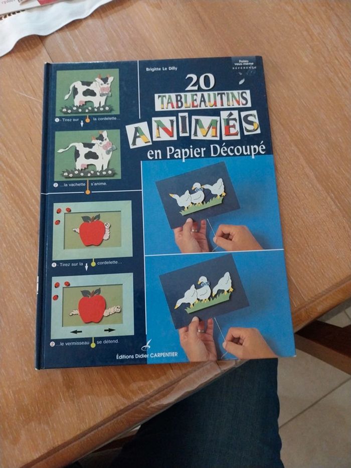 20 Tableautins animés en papier decoupé