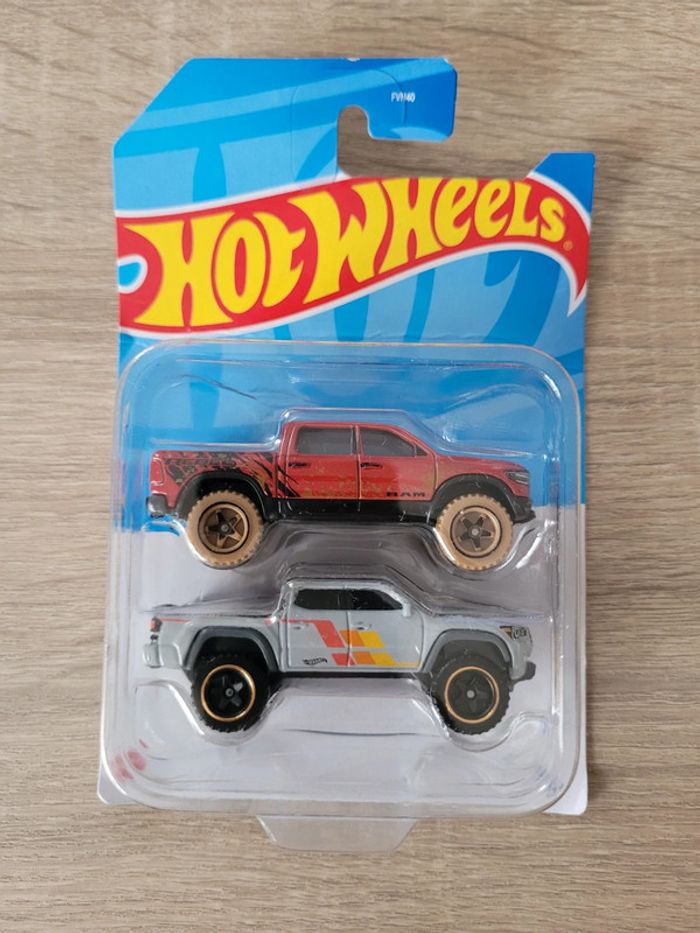 Véhicules Hotweels