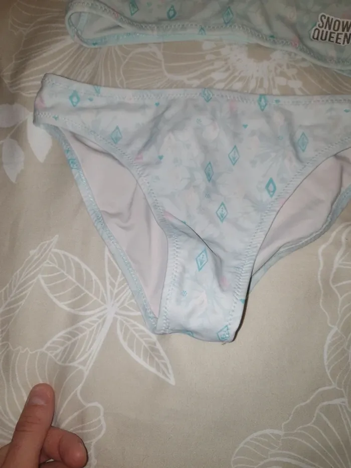 Maillot de bain reine des neiges - photo numéro 3