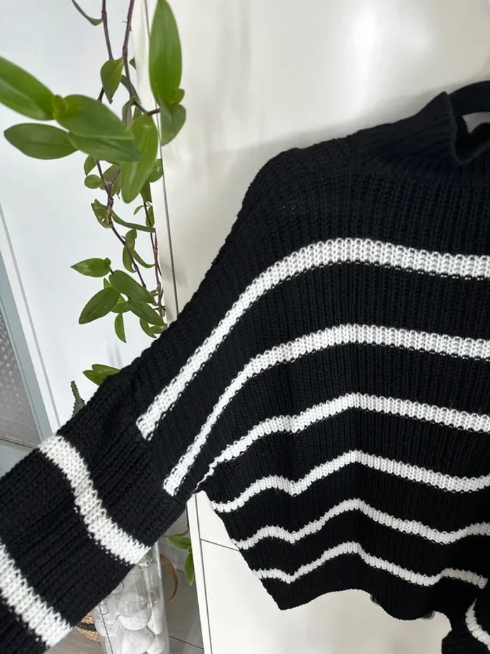Pull marinière noir et blanc - photo numéro 3