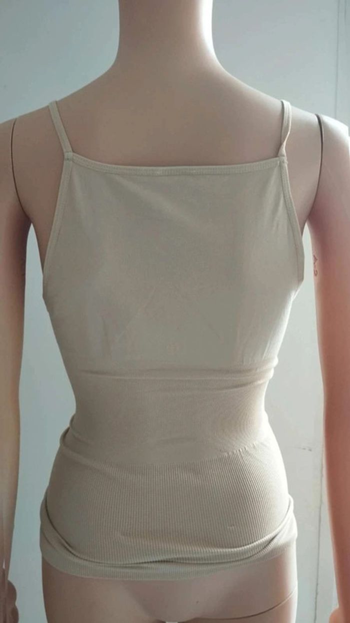 Débardeur haut top beige taille 36 - photo numéro 7