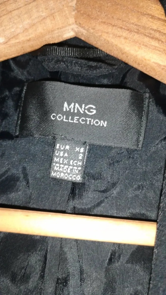 Blazer MNG collection  comme neuf - photo numéro 5