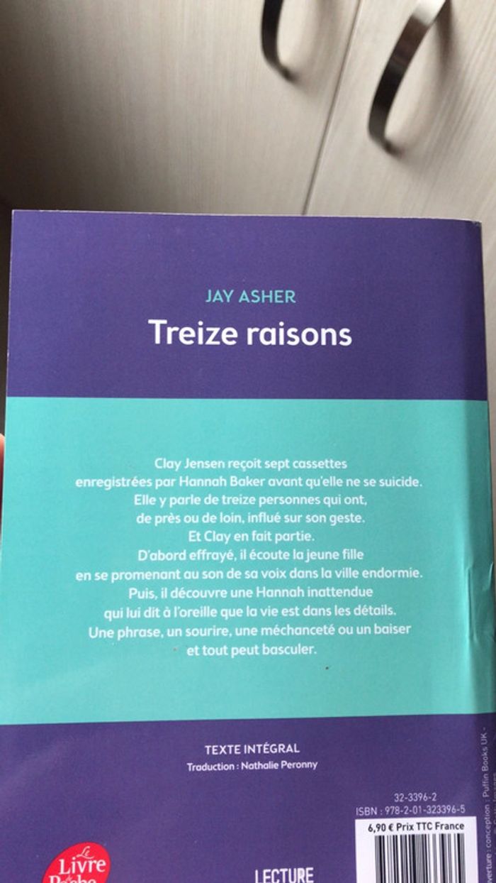 Livre treize raisons why série - photo numéro 3