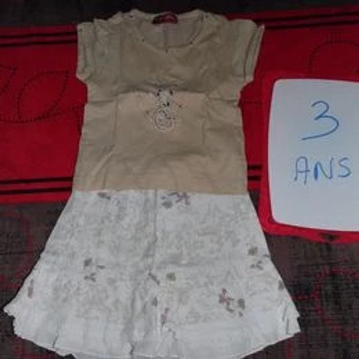 Lot de vêtements fille 3 ans beige et blanc - photo numéro 2
