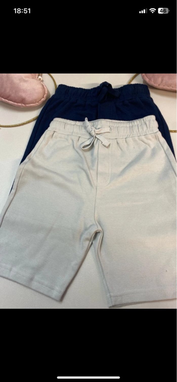 Lot de 3 shorts garçon - neuf - Taille 2 ans - photo numéro 2