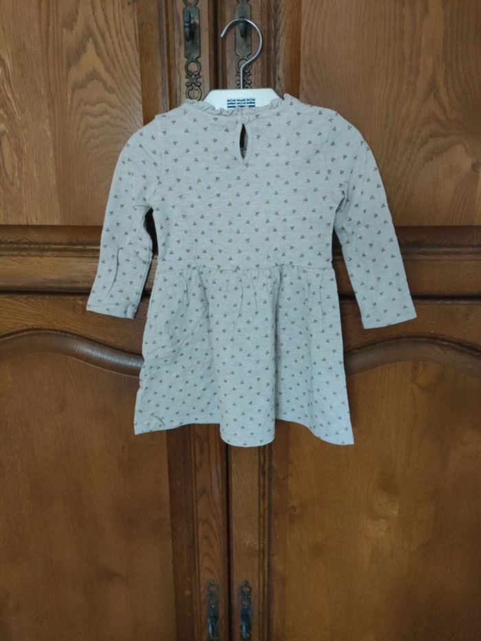 Robe C&A 3 ans - photo numéro 3