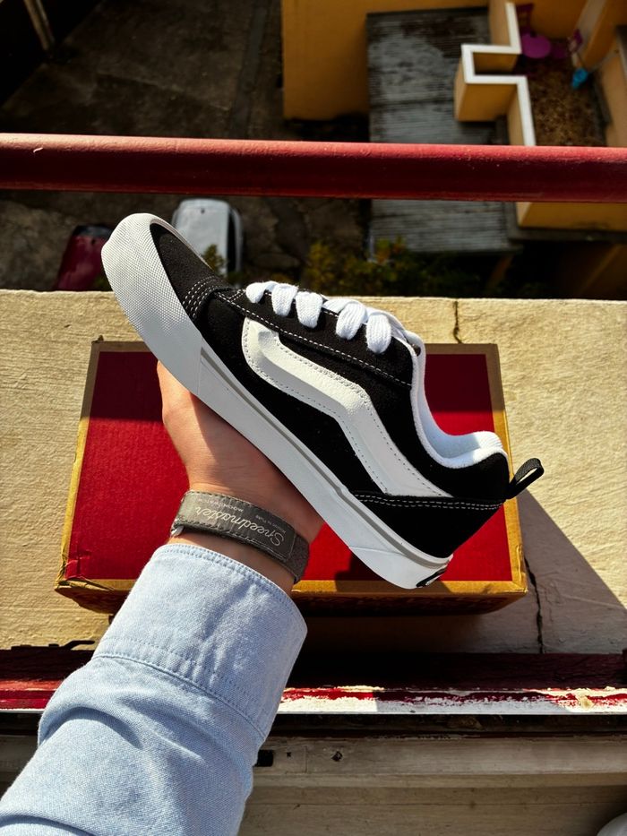 Vans Knu School Black White - Taille 37 - Neuves - photo numéro 3