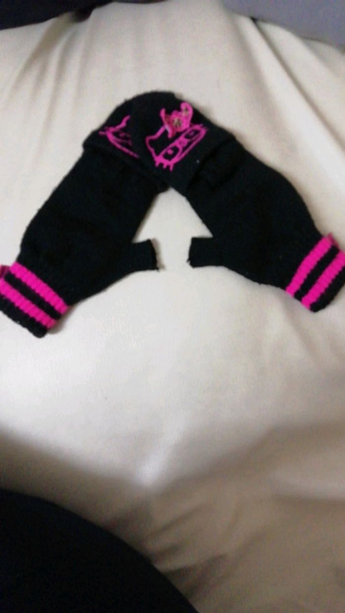 Gants moufles hello Kitty - photo numéro 3