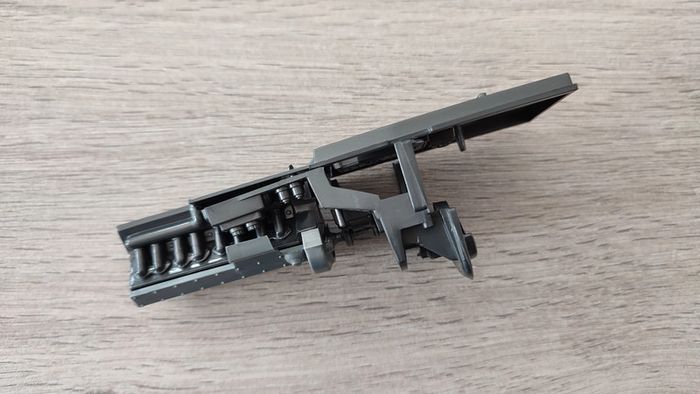 Ensemble volant socle 3005 pièce détachée miniature burago bugatti type 59 1934 1/18 #B67 - photo numéro 4