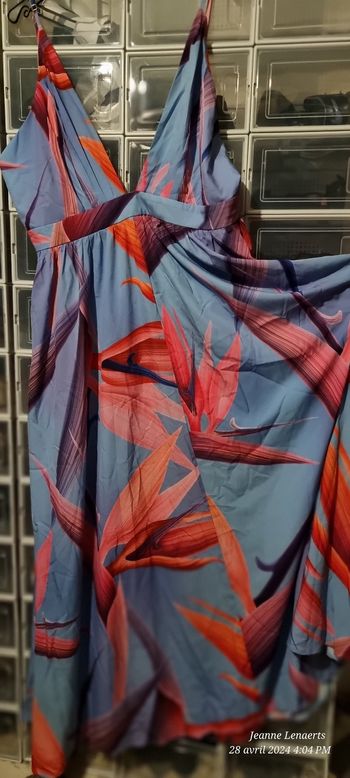 Jolie robe longue taille 3xl (46-48)