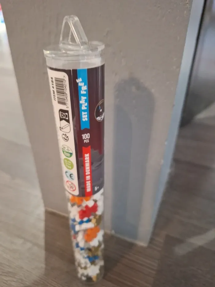 Tube Plus Plus Astraonaute 100 pcs - Neuf - Prix non négociable - photo numéro 2