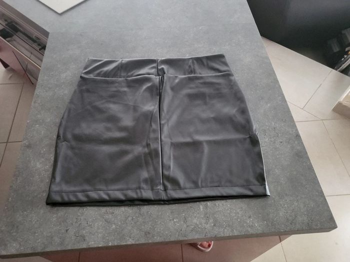 Jupe en sky - photo numéro 4