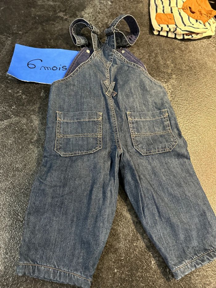 Salopette en jeans 6 mois - photo numéro 2