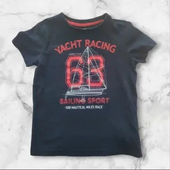 T-shirt manches courtes taille 5 ans