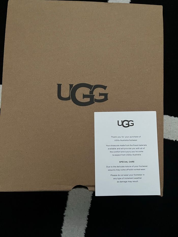 Ugg Tazman / Beige / Taille 38 - photo numéro 3