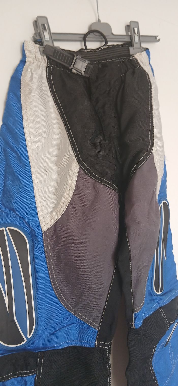 Pantalon sport motocross taille 14 - photo numéro 4