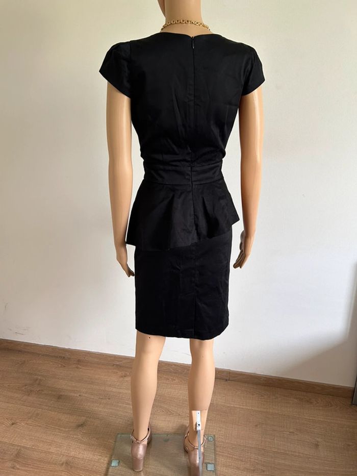 Robe noire à manches courtes Sinequanone taille 38 jamais portée (taille petit) - photo numéro 9
