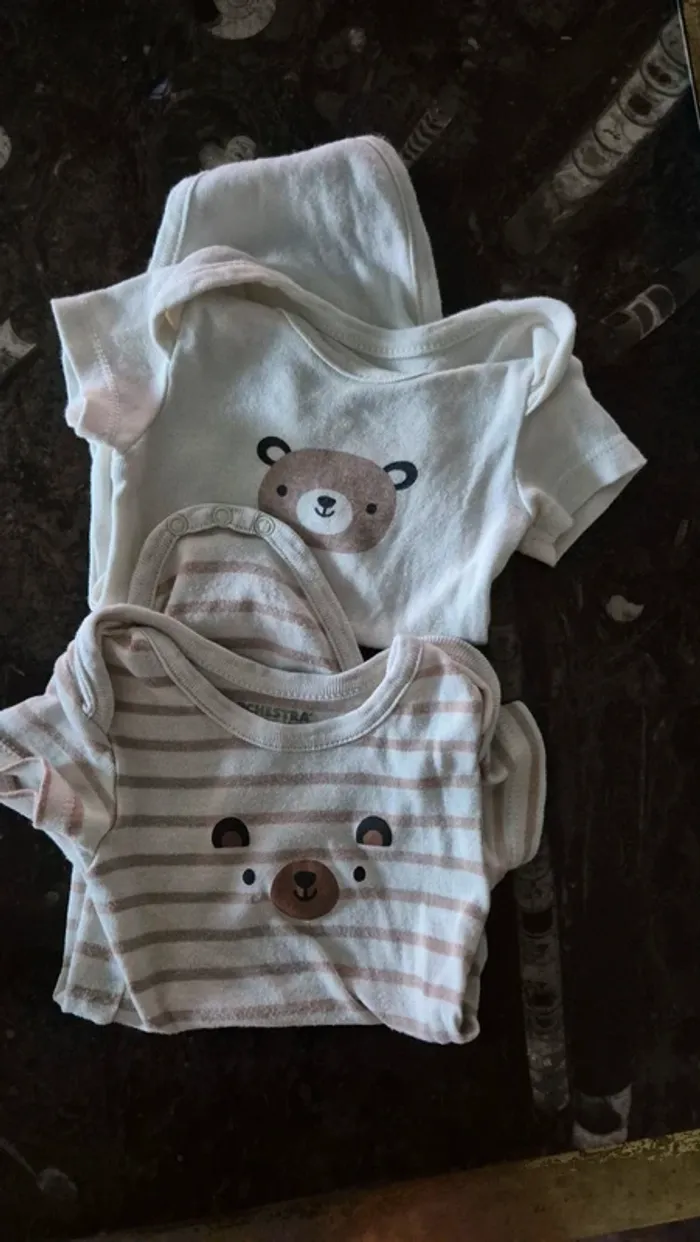 Lot bodies garçon 3 mois - photo numéro 4