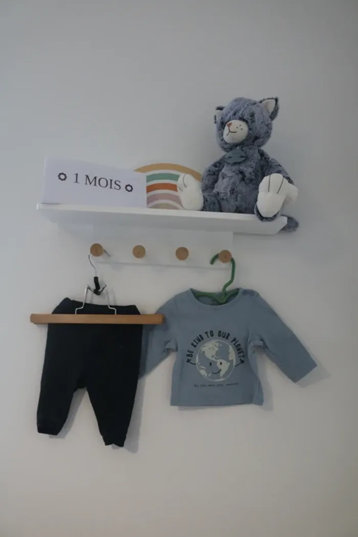 Ensemble automne haut Kiabi et jogging H&M 1 mois