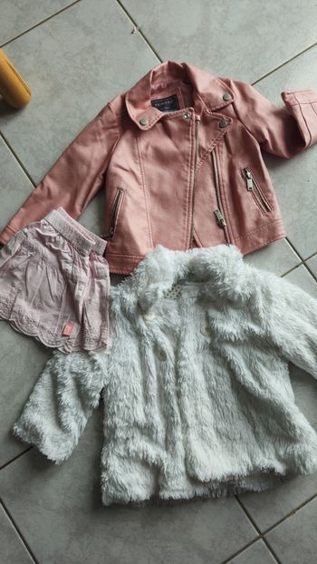 Lot vetements fille 18 mois
