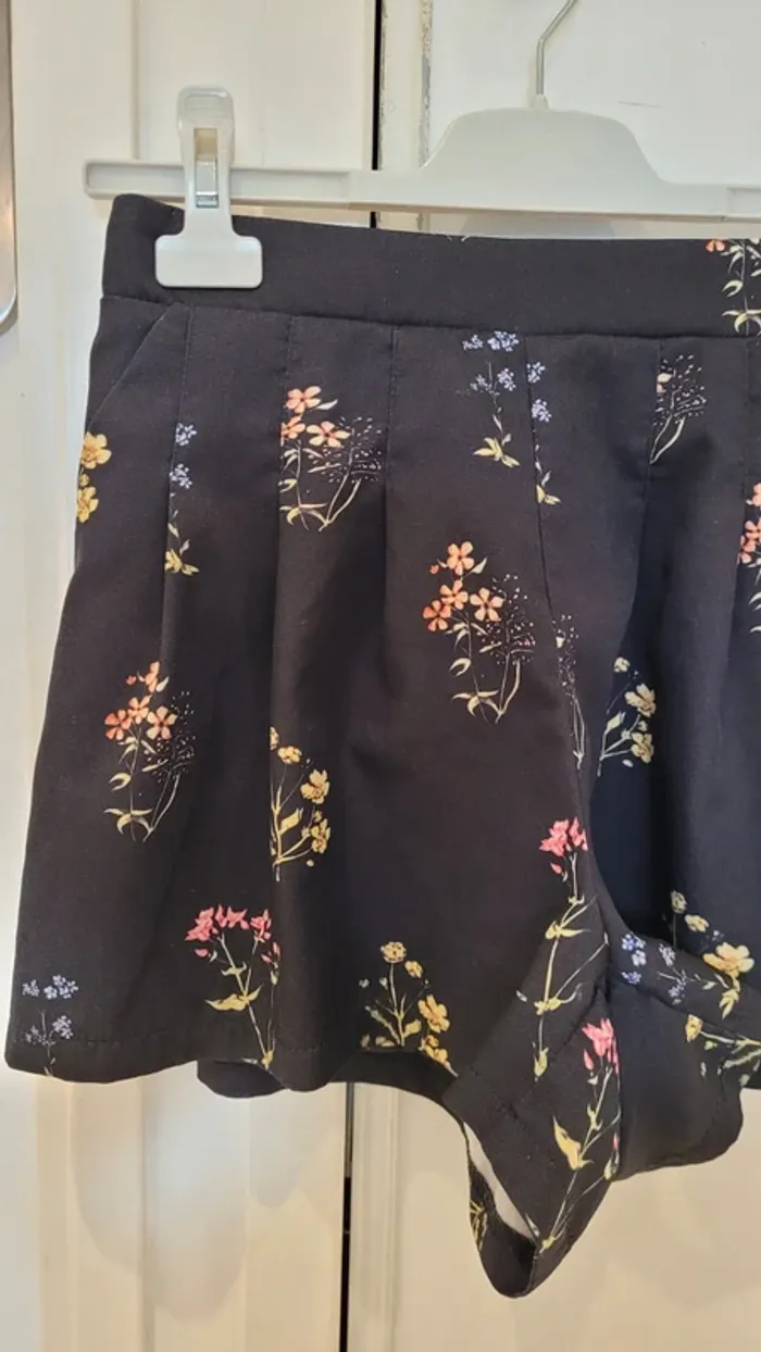 Short fluide taille haute imprimé fleurs - photo numéro 4