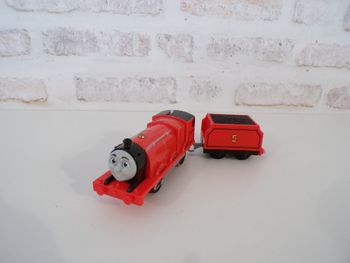 Train Thomas et ses amis - James (J1)
