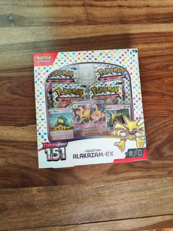 Coffret alakazam pokémon 151