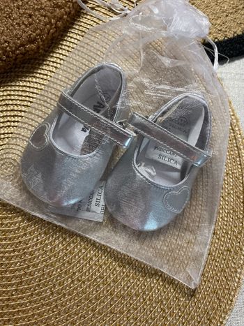 Chaussures bébé fêtes 9 mois
