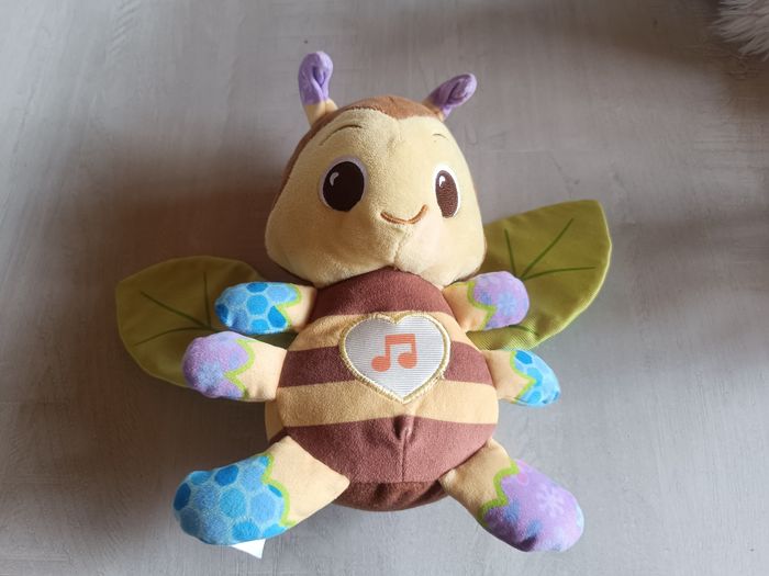 Peluche musicale bébé
