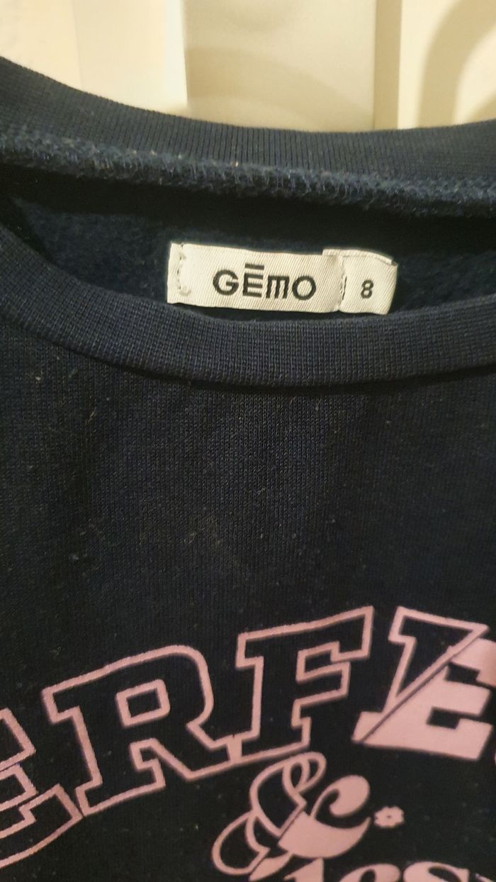 Sweat fille 8 ans - photo numéro 2