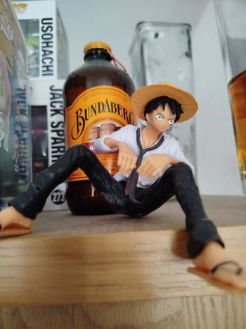 Figurine onepiece Luffy neuve