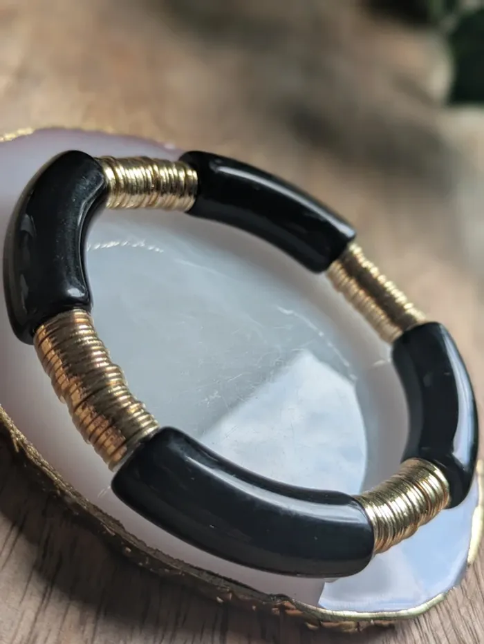 Bracelet tube acrylique tendance - photo numéro 7