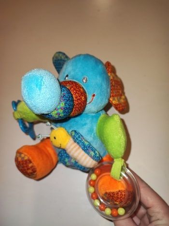 Jouet d éveil éléphant