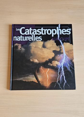 Livre Les catastrophes naturelles