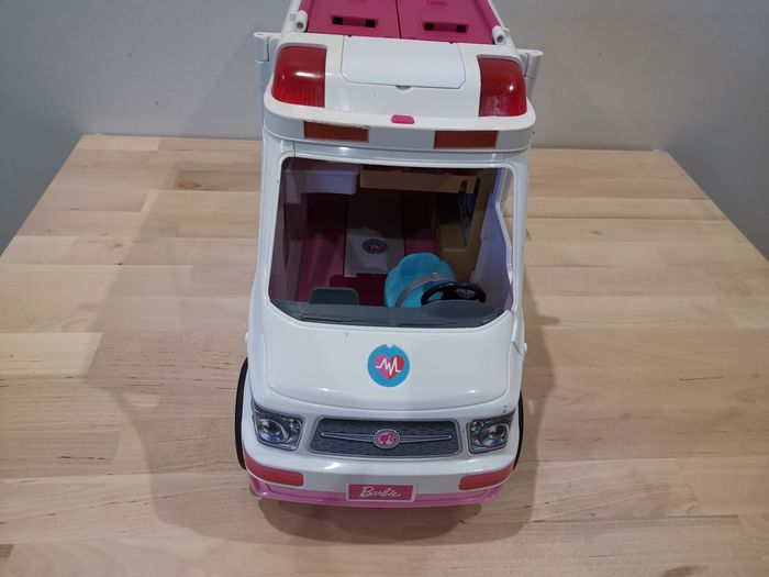 Ambulance - photo numéro 5