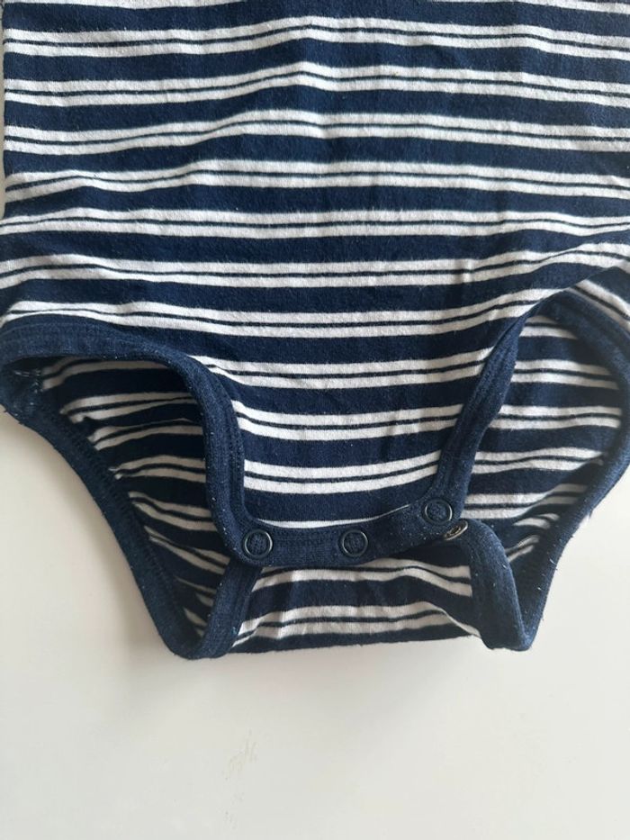 Body manches courtes - 9/12 mois - H&M - photo numéro 2