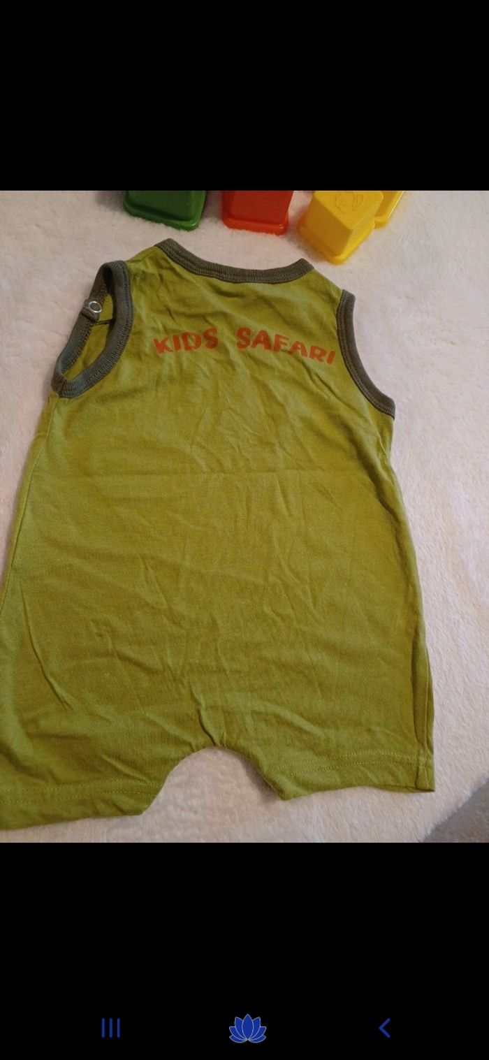 Combinaison d été bébé taille 6 mois - photo numéro 5