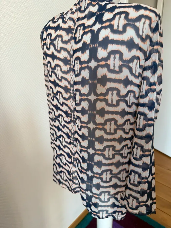 Blouse en très bon état taille 38 Areline bleu - photo numéro 6