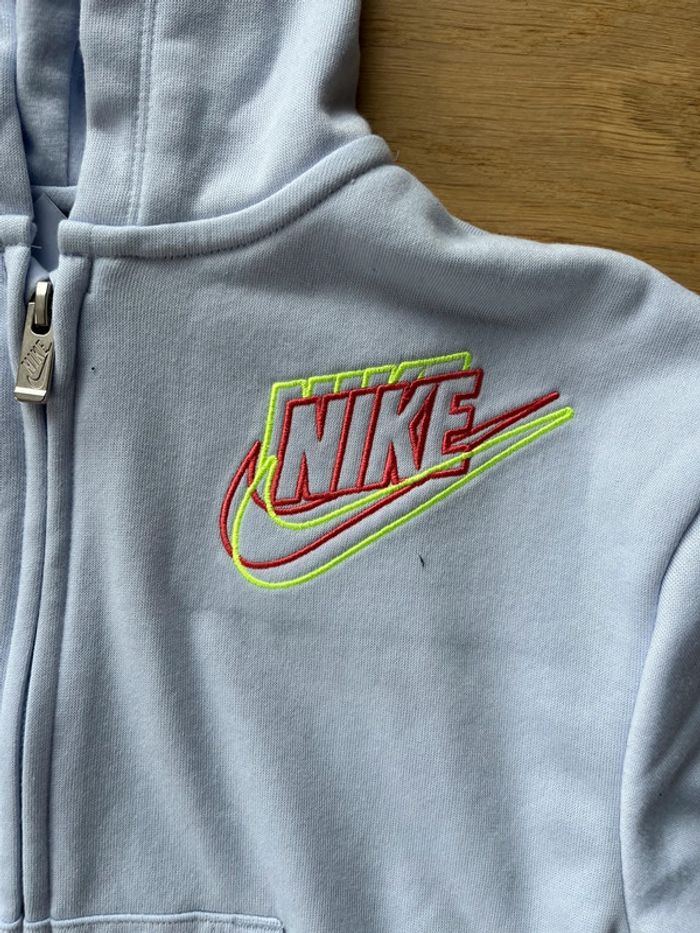 Gilet zippé Nike parme lilas 4-5 ans - photo numéro 2