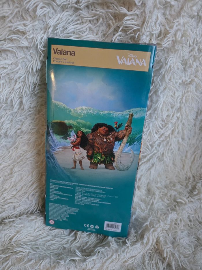 Barbie disney / poupée princesse vaiana disney store - disneyland paris - photo numéro 2