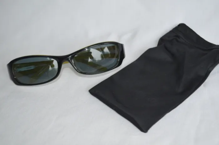 lunette de soleil - photo numéro 2