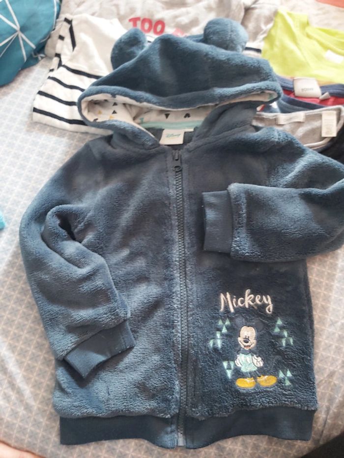 Lot 8 hauts 2 ans garçon - photo numéro 2